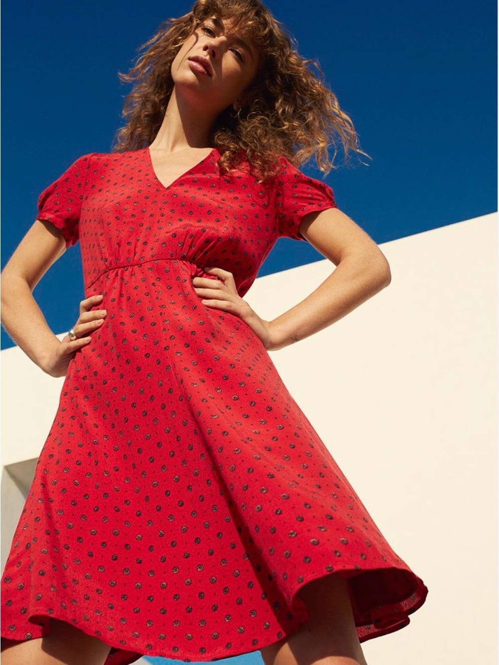 Jigsaw Red Abstract Dot Dress V-Neck Short Sleeve Size 6 EU 38